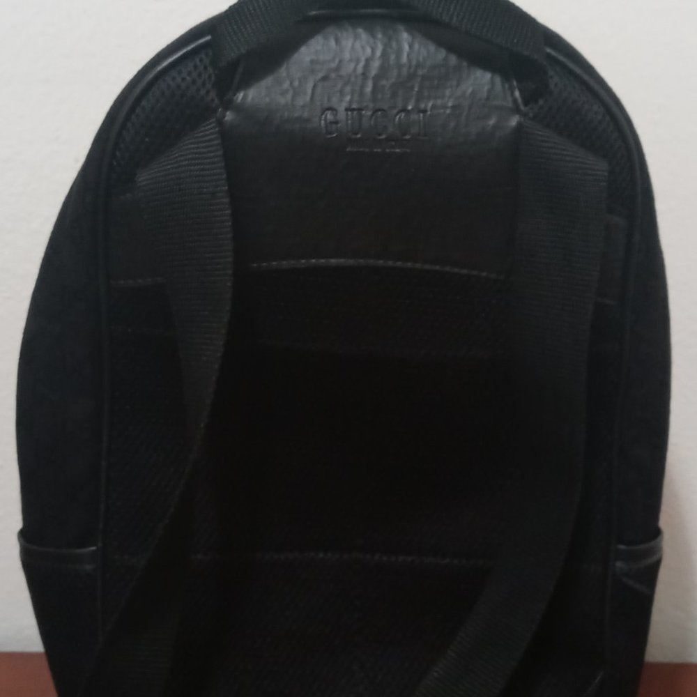 Backpack - Picture 3 of 5